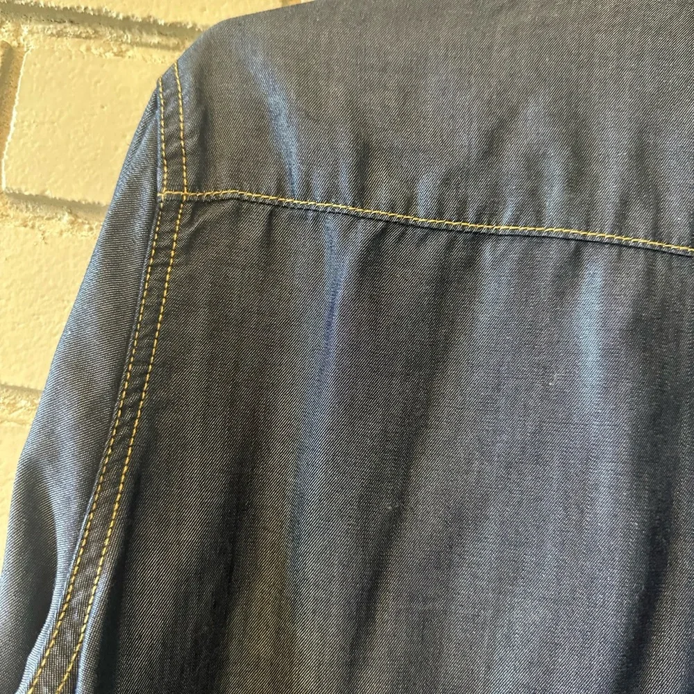 Barbour Classic lightweight Denim Shirt NWOT Size 8 - Picture 10 of 11